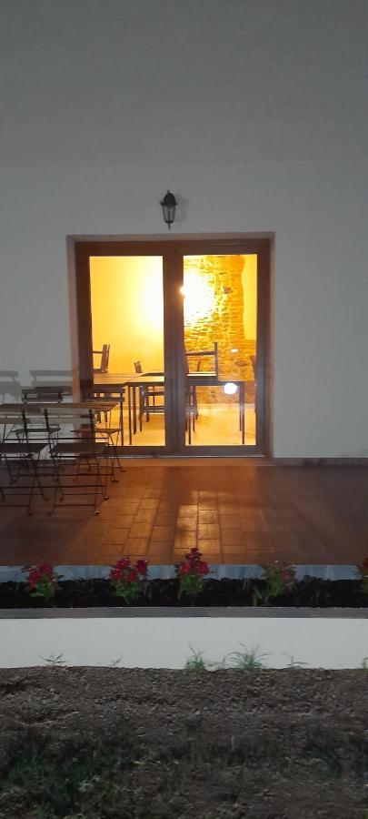 Agriturismo Il Vecchio Olivo Castagneto Carducci Exterior foto